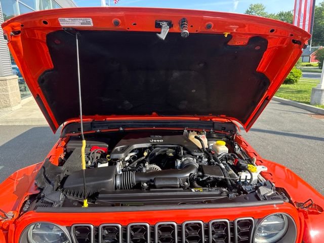 Used 2018 Jeep Wrangler Unlimited Sahara AWD/4WD image 18