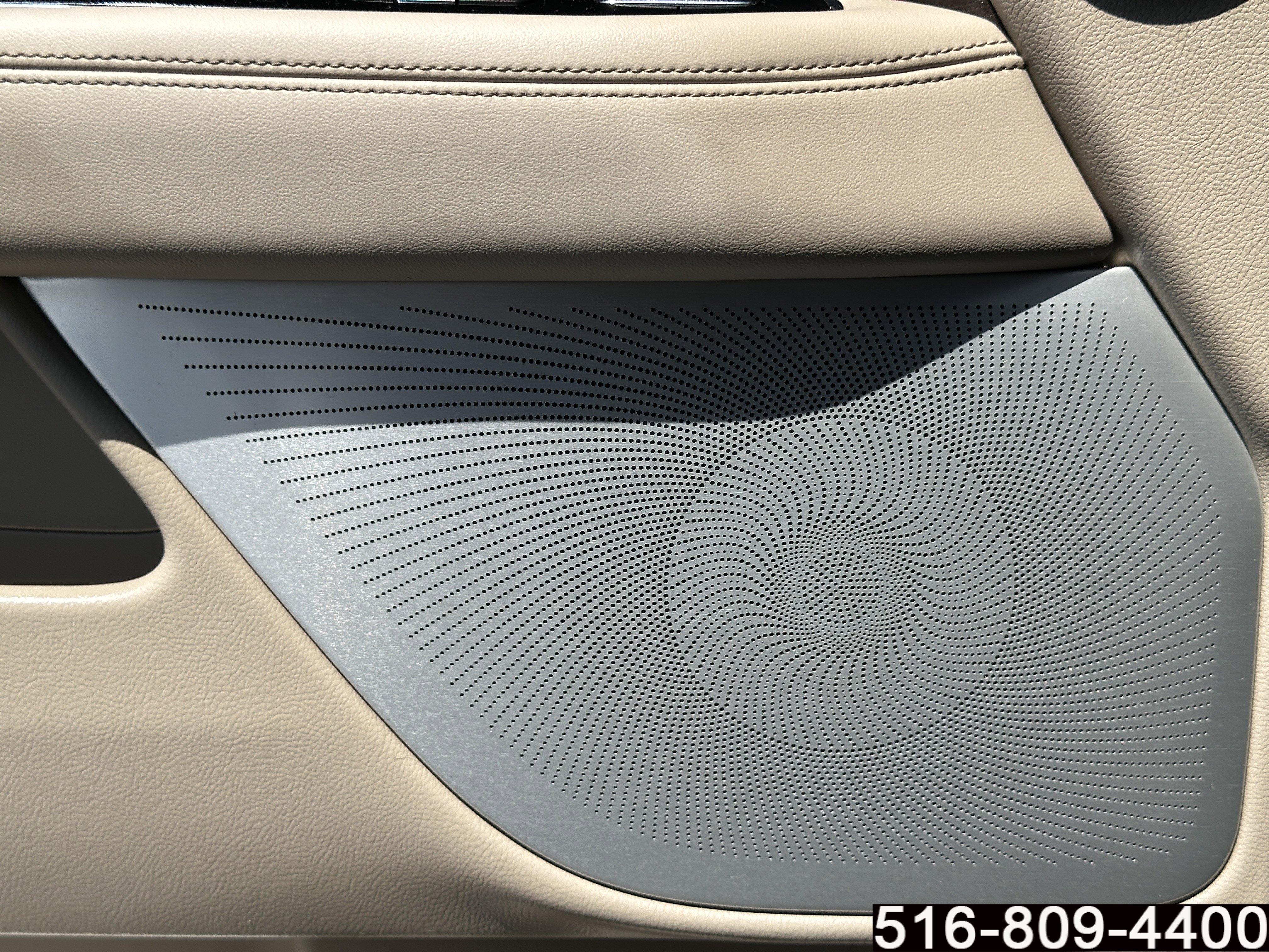 Used 2024 Lincoln Navigator Reserve AWD/4WD image 23
