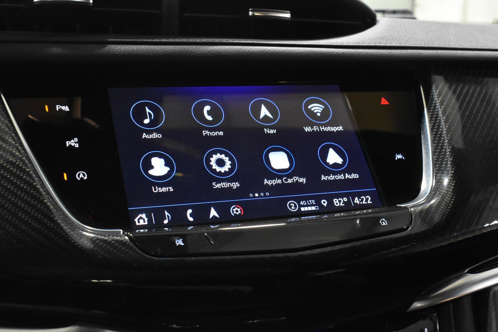 Certified 2025 Cadillac XT6 Sport w/ Technology Package AWD/4WD image 13