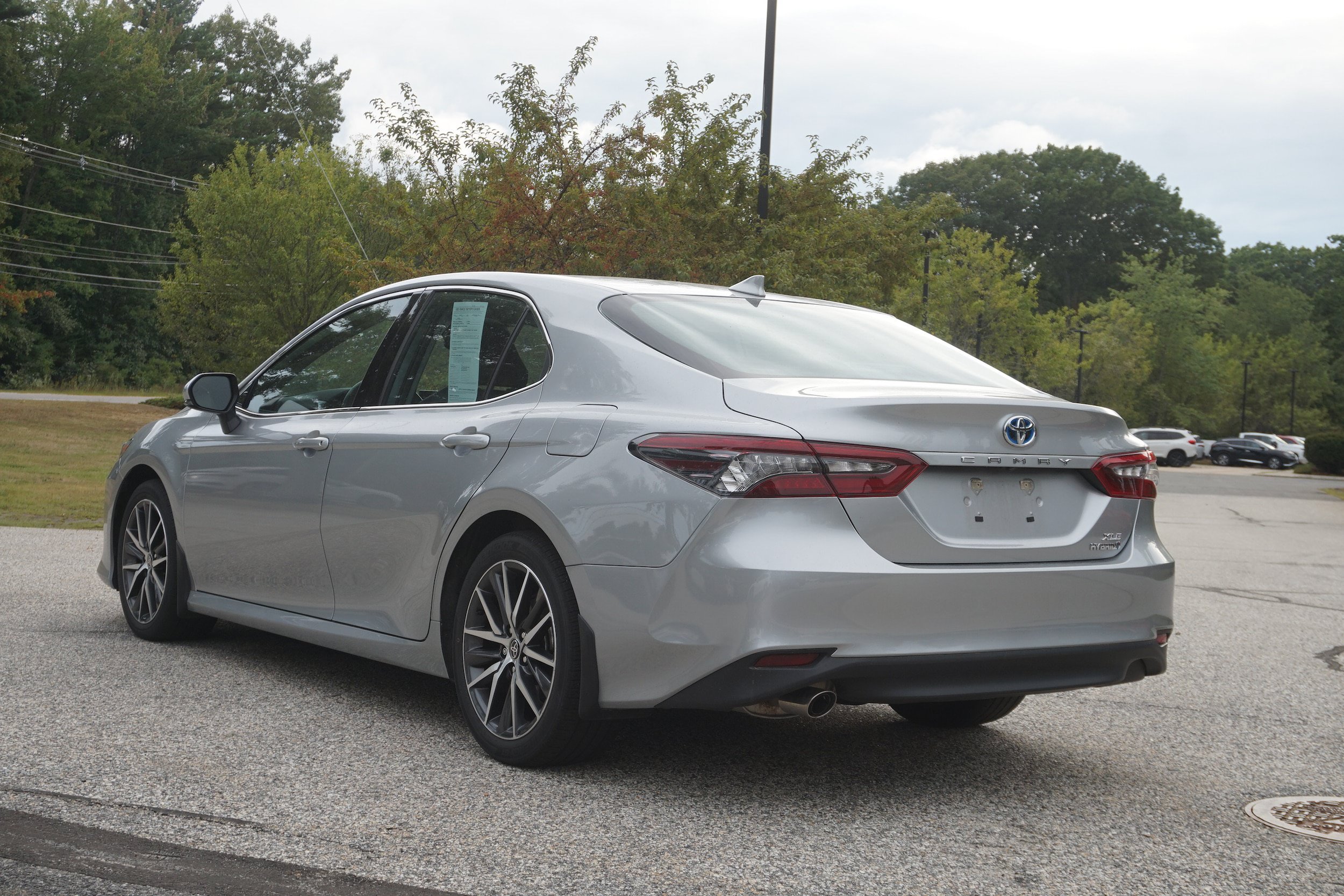 Used 2023 Toyota Camry XLE w/ Navigation Package FWD image 7