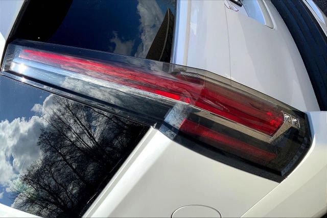 Used 2019 Cadillac Escalade Premium Luxury AWD/4WD image 12