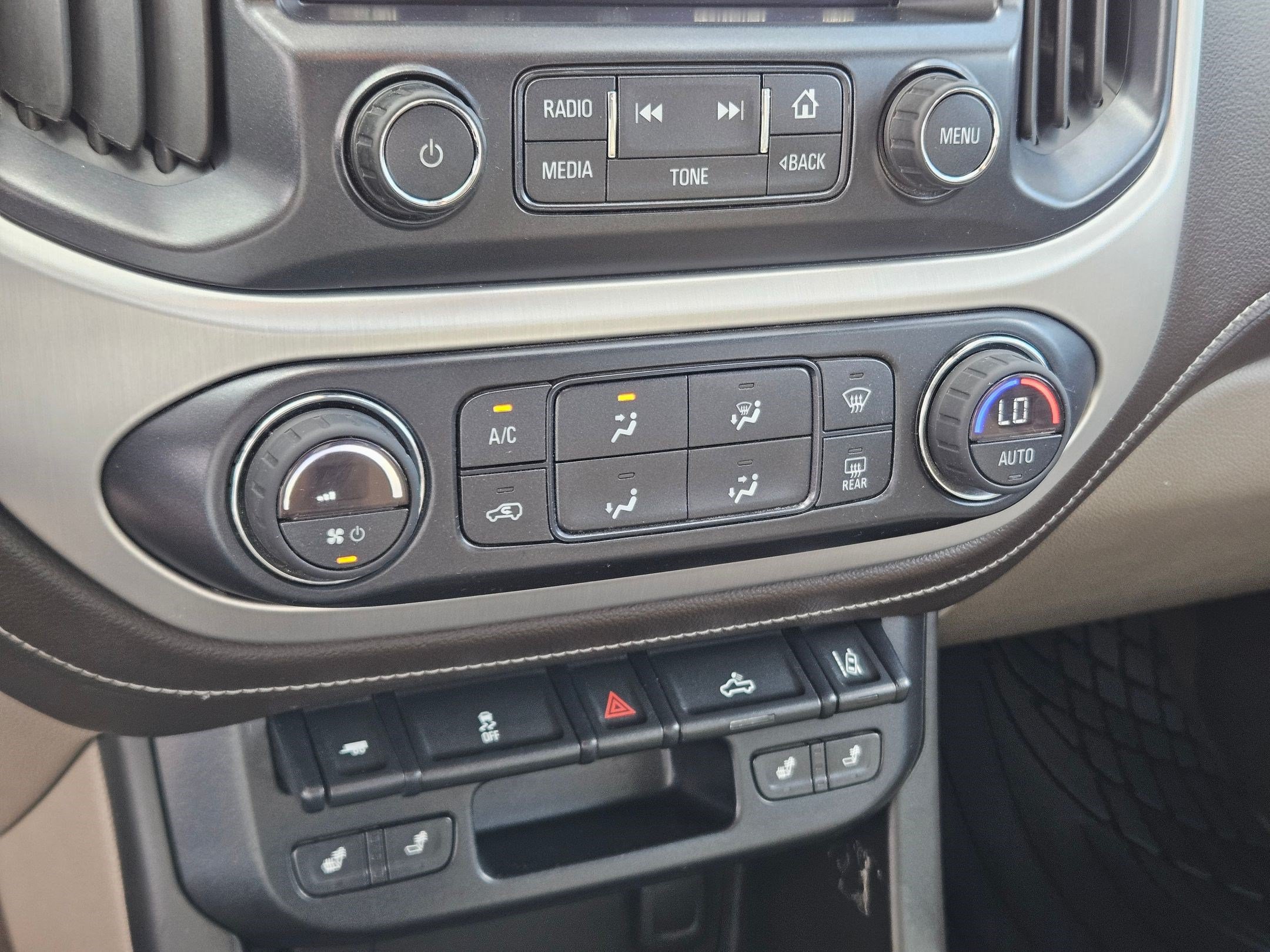 Used 2015 GMC Canyon SLT w/ Driver Alert Package AWD/4WD image 25