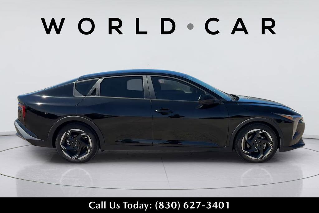 Certified 2025 Kia K4 EX FWD image 3