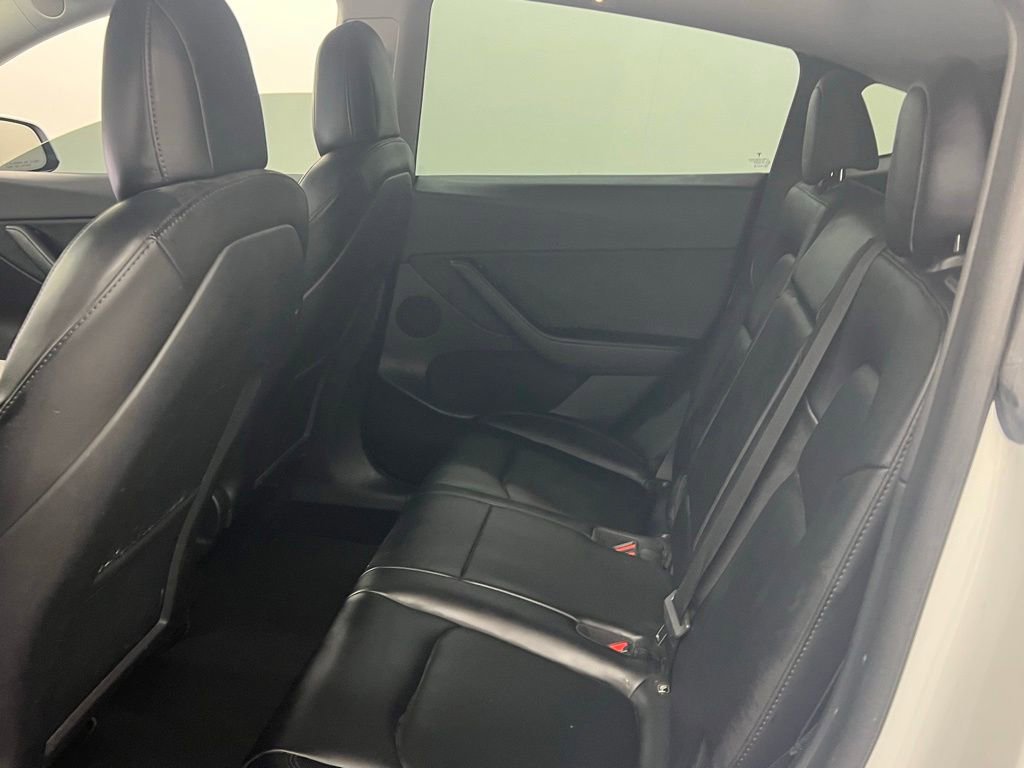 Used 2022 Tesla Model Y Performance AWD/4WD image 10