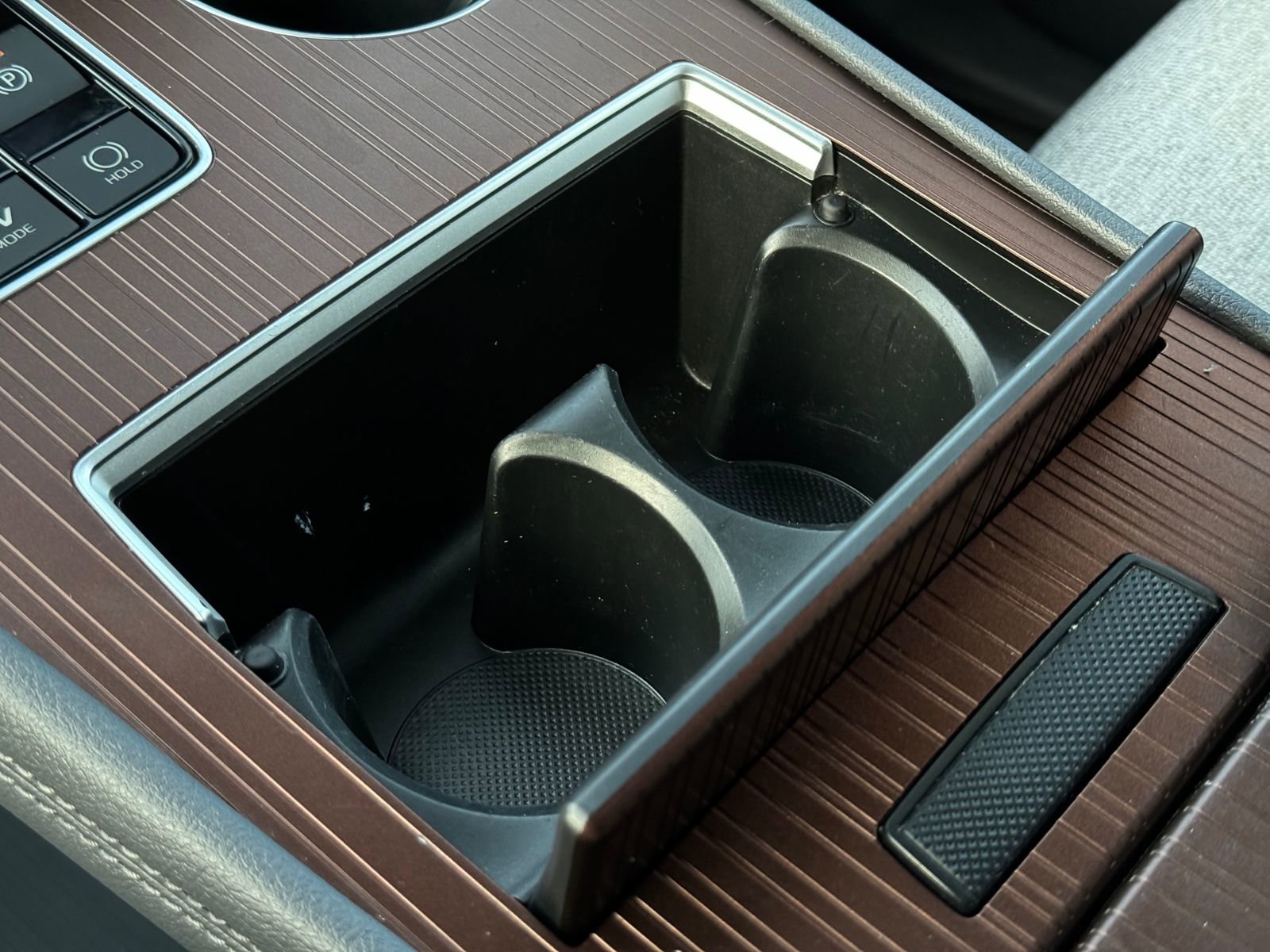 Used 2022 Toyota Sienna LE image 35