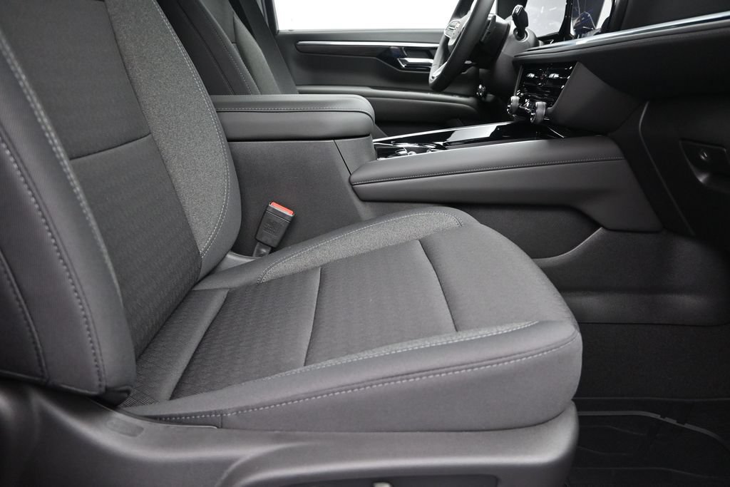 New 2026 Chevrolet Suburban LS RWD image 26