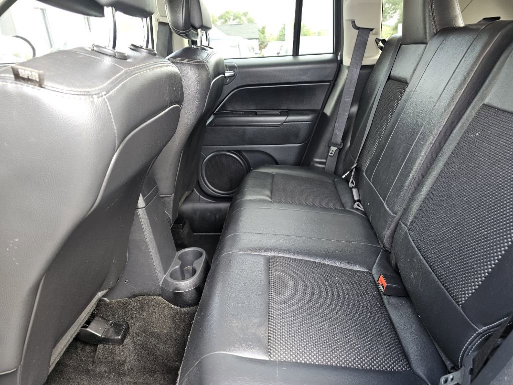 Used 2015 Jeep Compass Sport w/ Power Value Group image 35