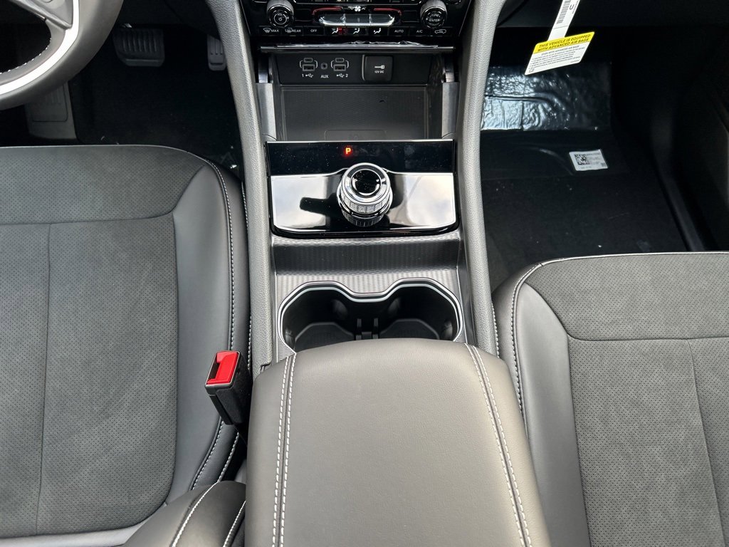 New 2025 Jeep Grand Cherokee Altitude AWD/4WD image 13