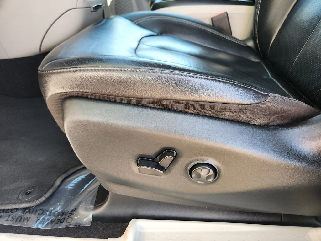 Used 2022 Chrysler Pacifica Touring-L FWD image 15