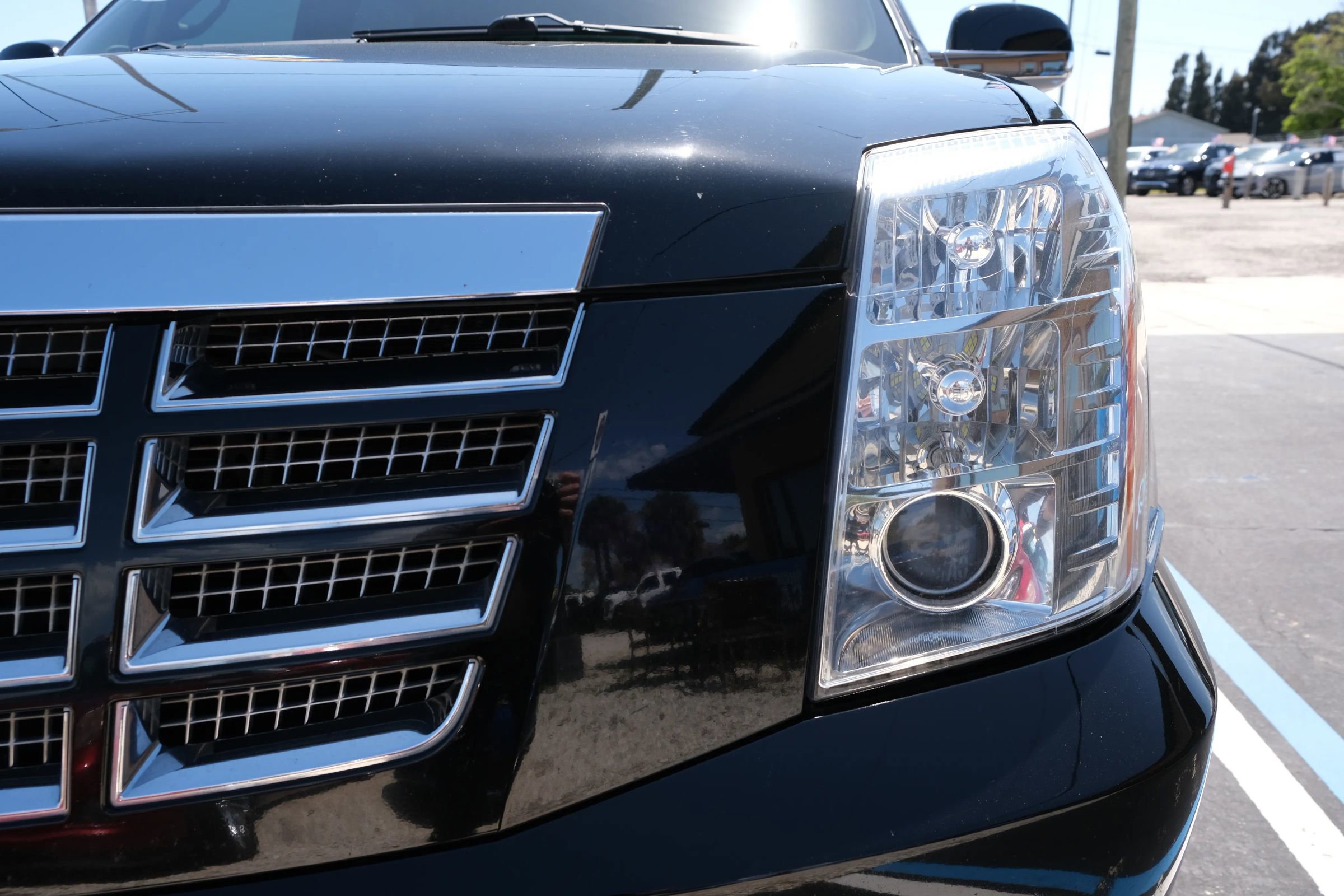 Used 2013 Cadillac Escalade EXT Premium image 9
