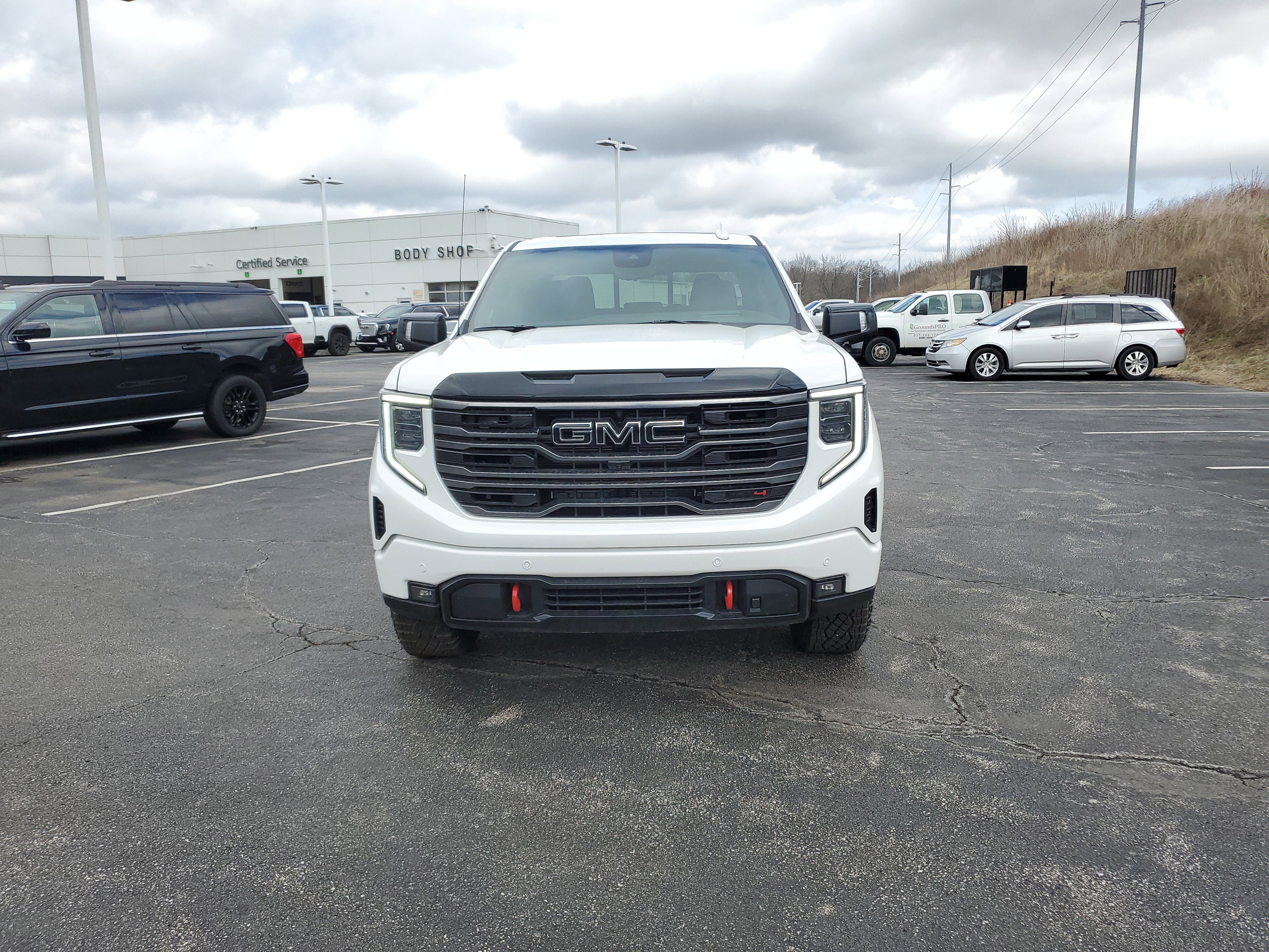 New 2026 GMC Sierra 1500 AT4 w/ AT4 Premium Package image 2