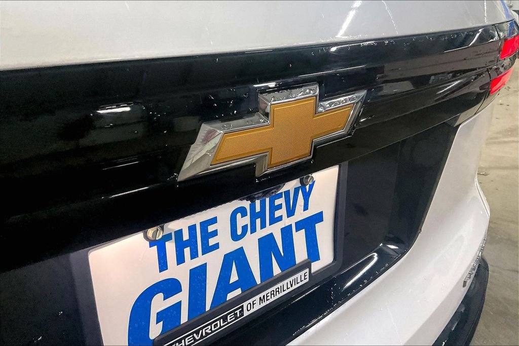 Used 2024 Chevrolet Traverse RS image 27