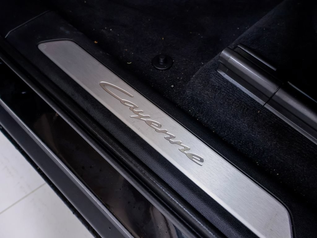New 2026 Porsche Cayenne E-Hybrid AWD/4WD image 24