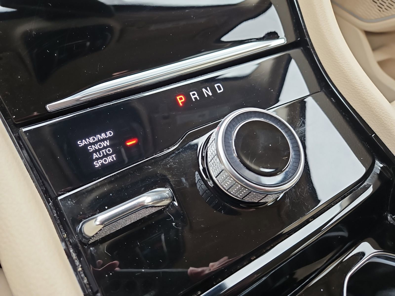 Used 2022 Jeep Grand Cherokee L Limited image 27