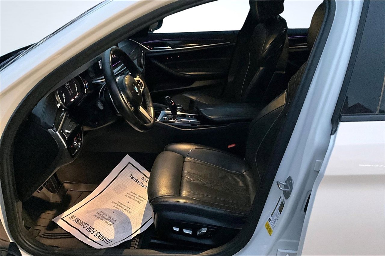 Used 2018 BMW 540i image 21