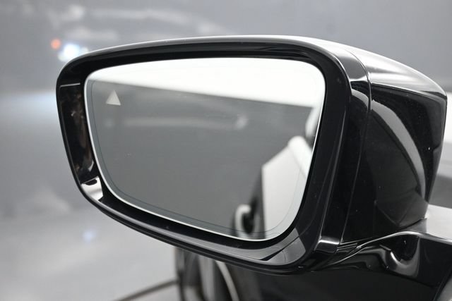 Used 2022 BMW 330i Sedan w/ Driving Assistance Package RWD image 4