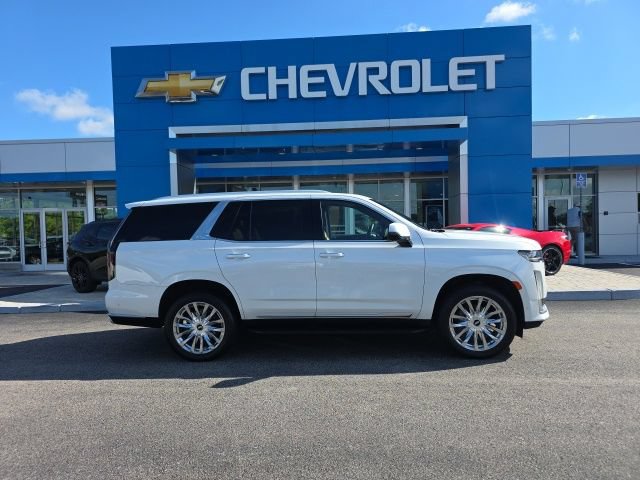 Used 2023 Cadillac Escalade Premium Luxury w/ LPO, Floor Liner Package AWD/4WD image 2