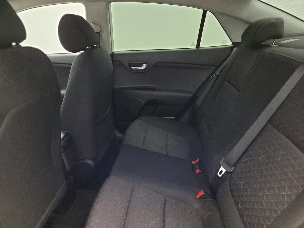 Used 2019 Kia Rio S image 18