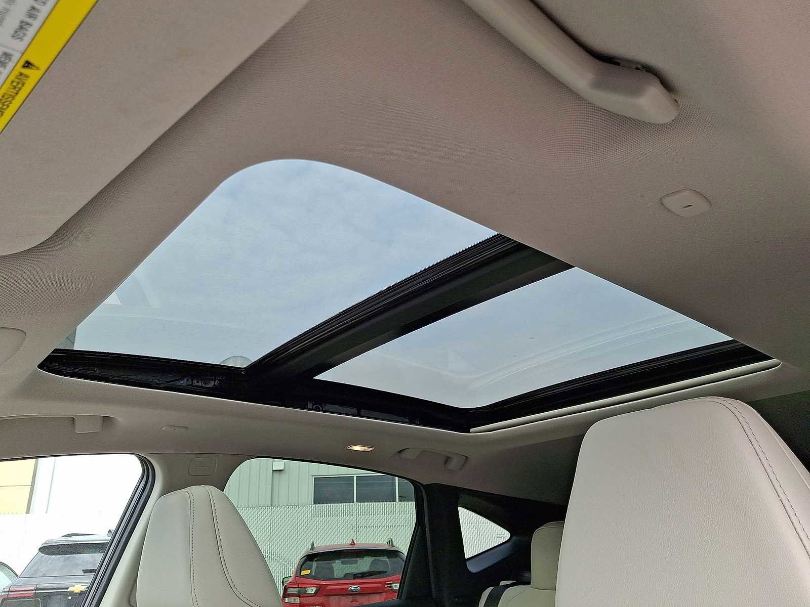 Used 2025 Nissan Murano SL w/ Cargo Package image 24