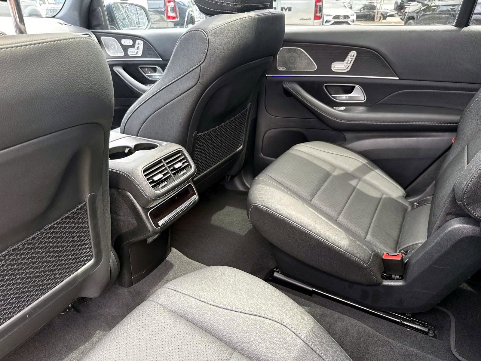 Certified 2025 Mercedes-Benz GLS 450 4MATIC image 16