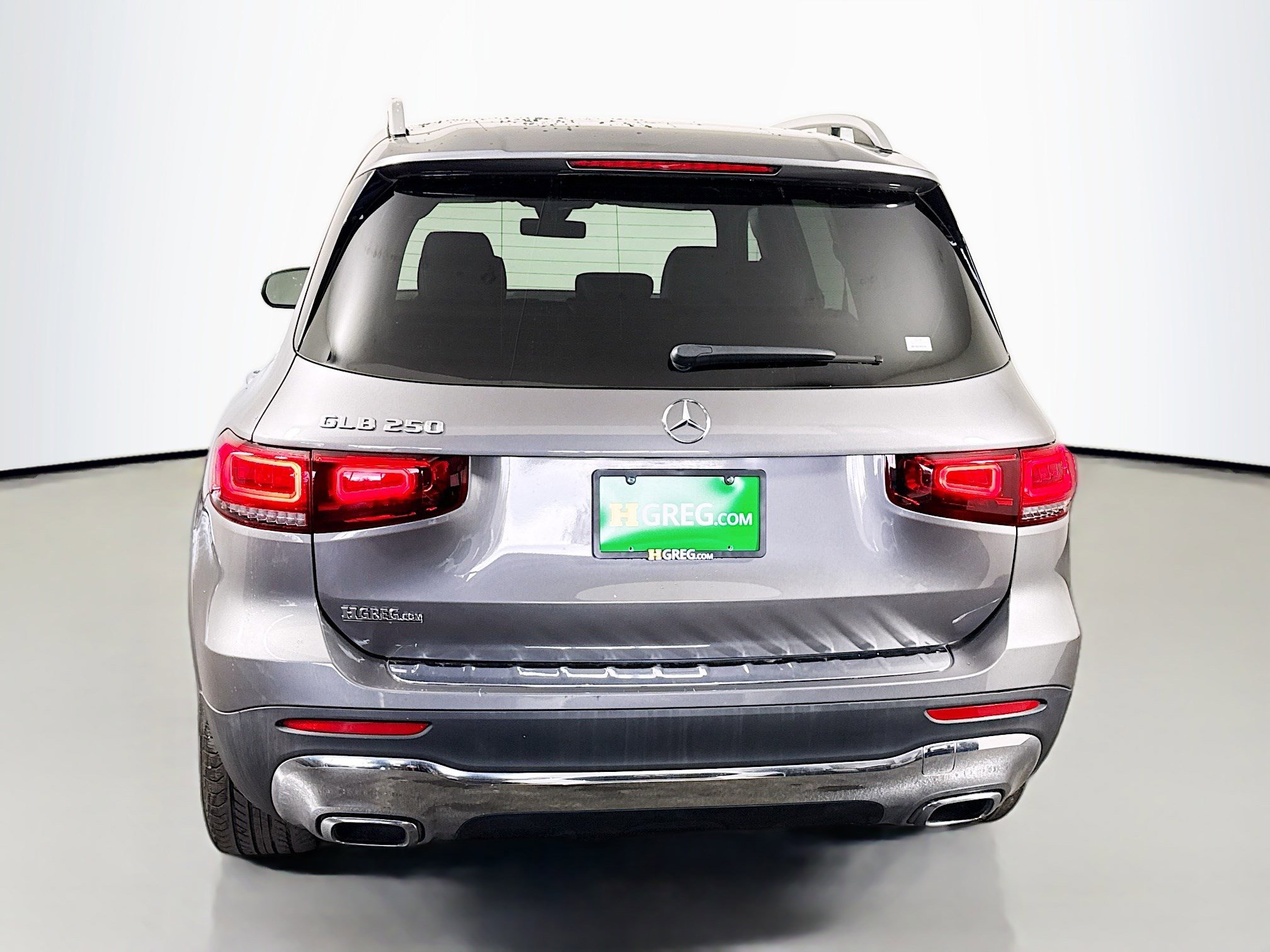 Used 2022 Mercedes-Benz GLB 250 w/ Premium Package Lite image 8