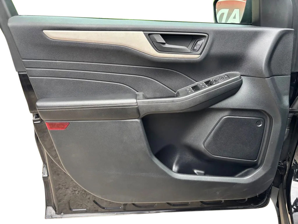 Used 2022 Ford Escape S FWD image 18