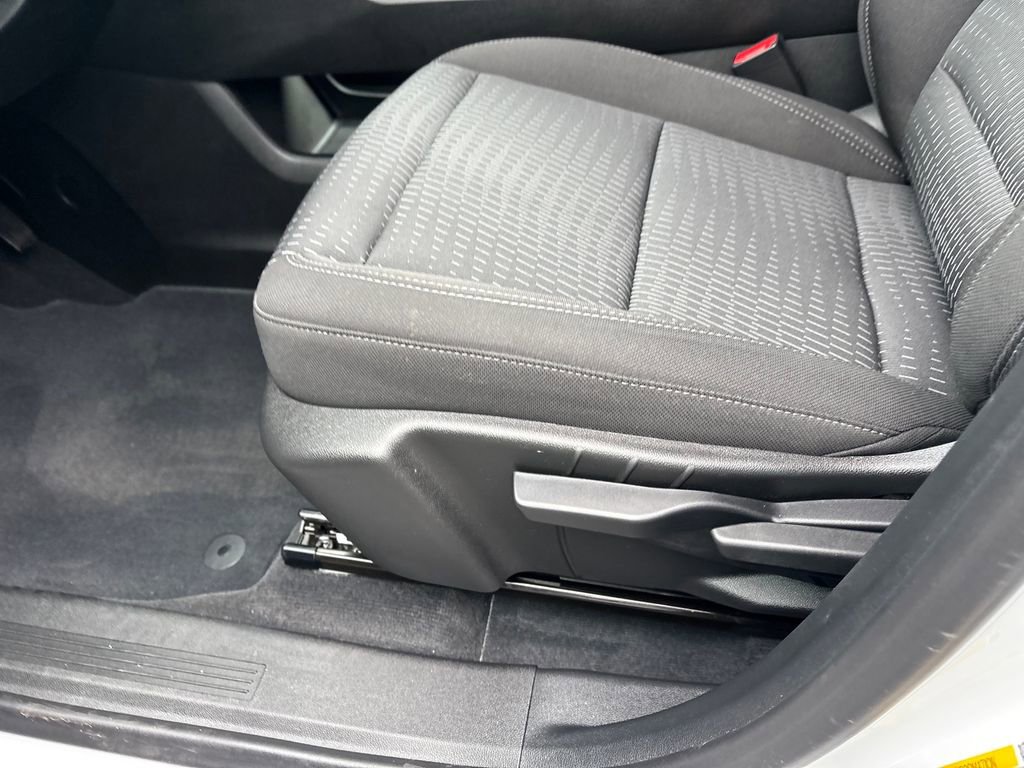 Used 2026 Chevrolet Equinox LT image 24