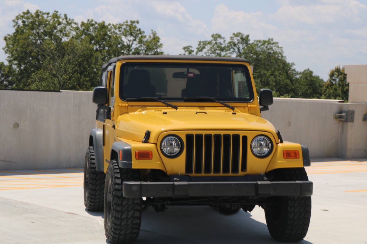 Used 2004 Jeep Wrangler X w/ Convenience Group AWD/4WD image 12