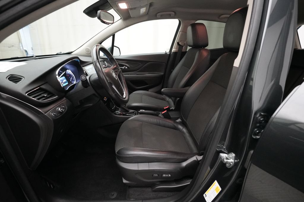 Used 2017 Buick Encore Sport Touring AWD/4WD image 7