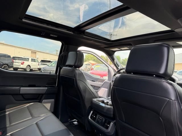 Used 2025 Ford F150 Lariat w/ Equipment Group 502A High AWD/4WD image 39