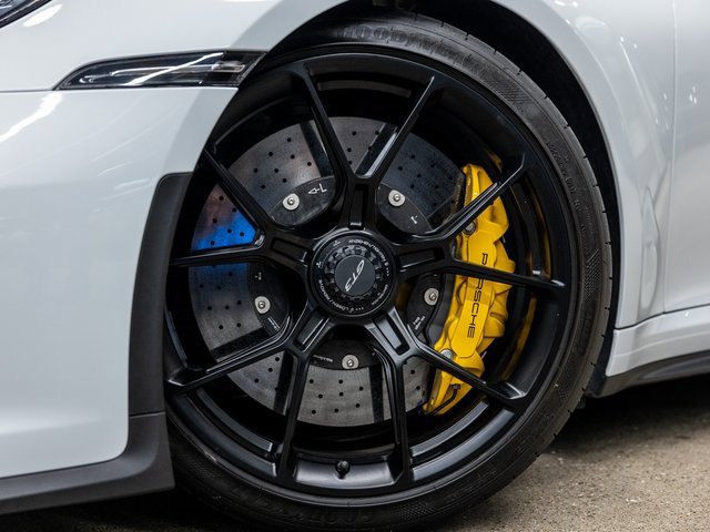 Used 2022 Porsche 911 GT3 image 14