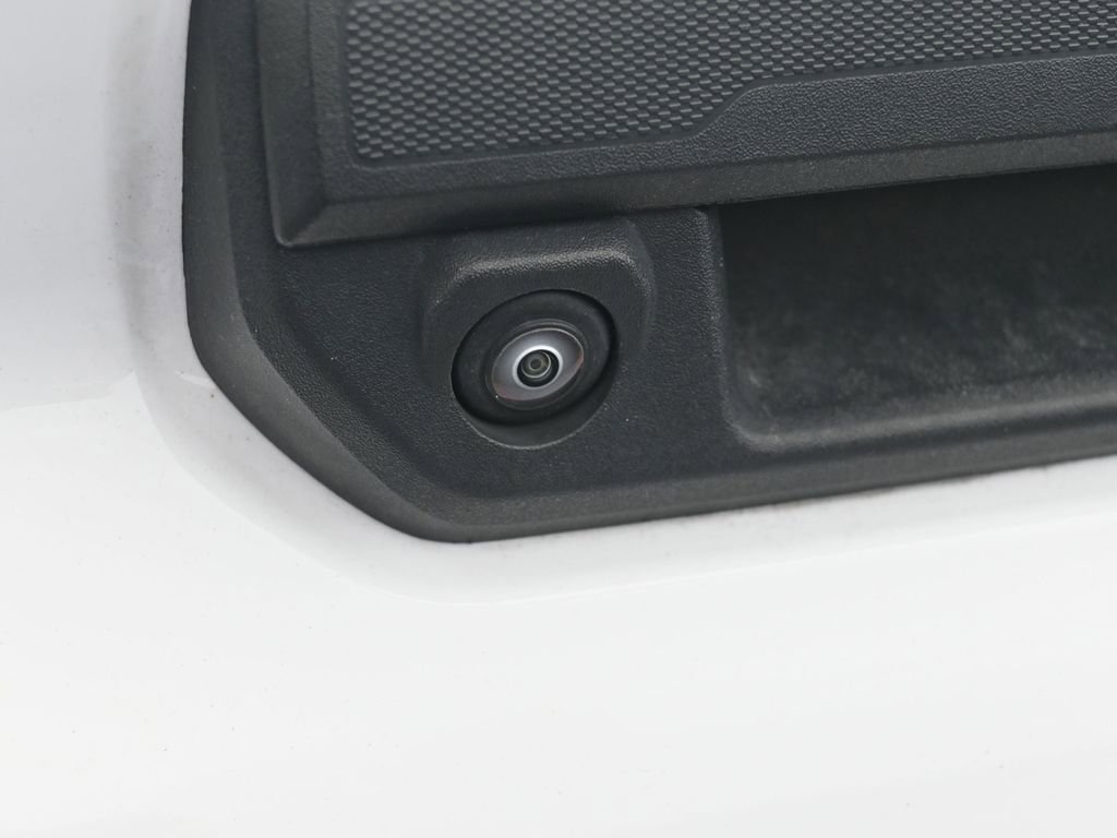 Used 2023 Chevrolet Colorado Z71 image 39