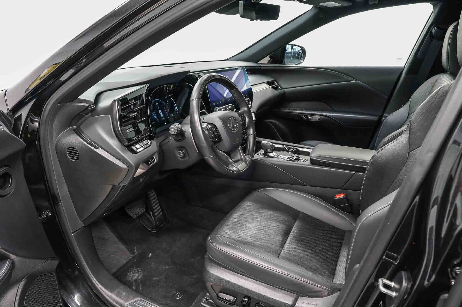 Used 2024 Lexus RX 350 Premium Plus w/ Convenience Package FWD image 18