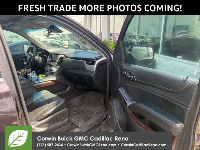Used 2016 GMC Yukon XL SLT w/ Open Road Package AWD/4WD image 8