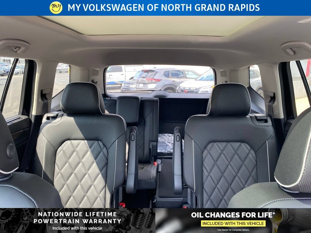 New 2026 Volkswagen Atlas SEL Premium R-Line AWD/4WD image 17