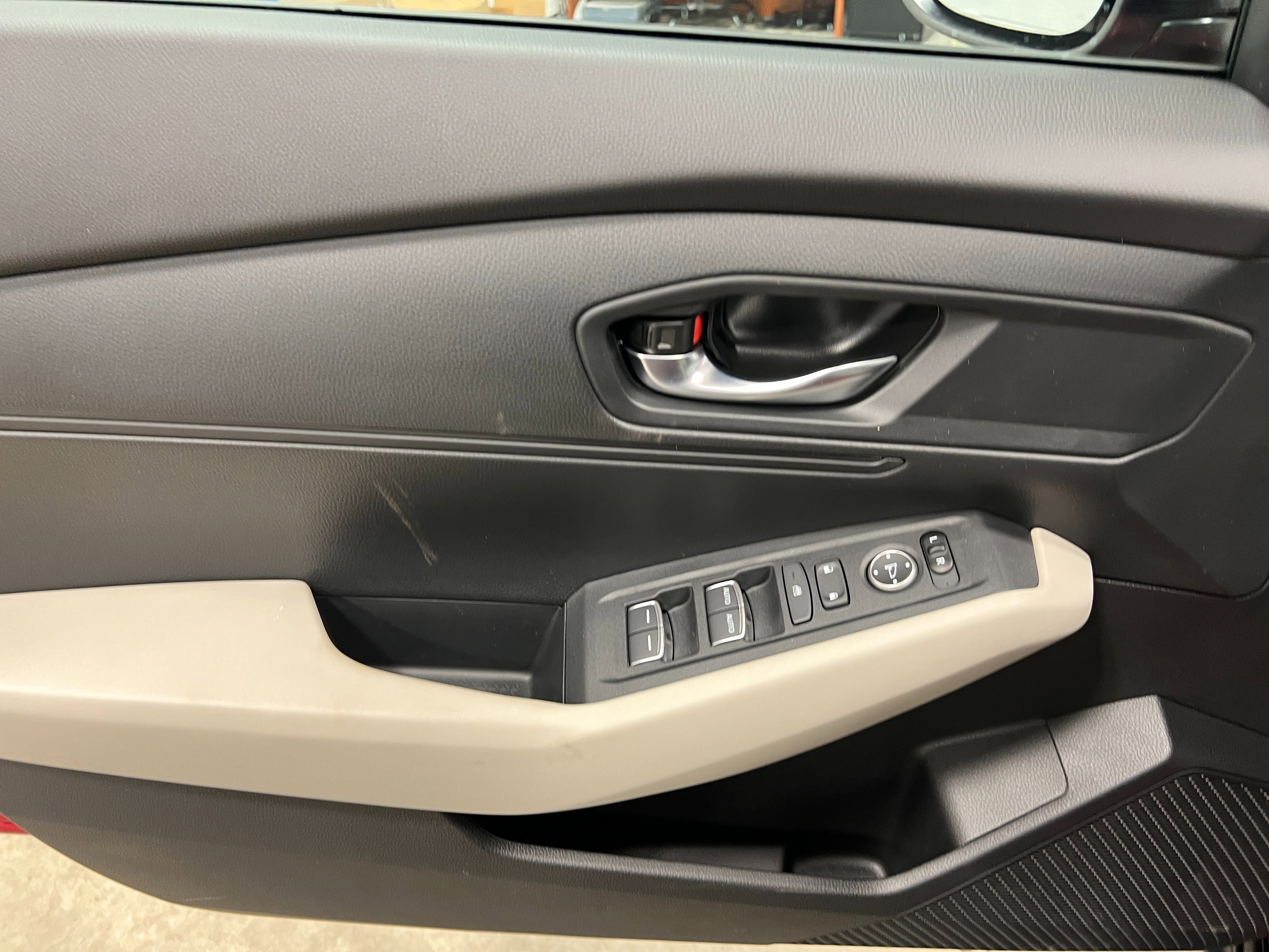 New 2025 Honda Accord LX image 13