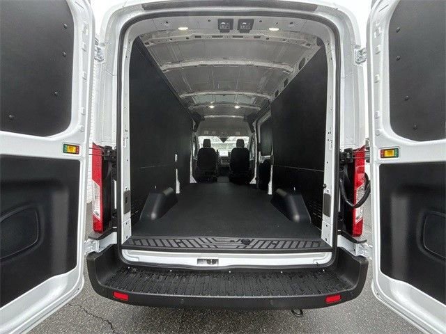 New 2026 Ford Transit 250 148 Medium Roof w/ Load Area Protection Package image 24