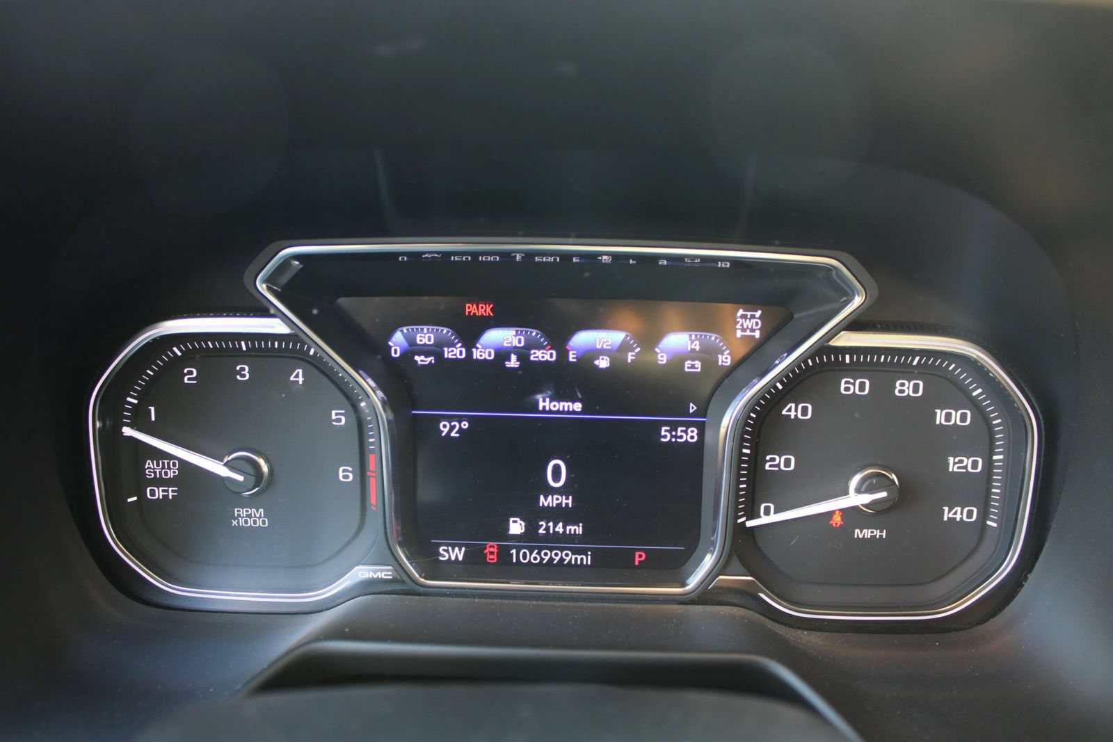 Used 2021 GMC Yukon XL SLT AWD/4WD image 28