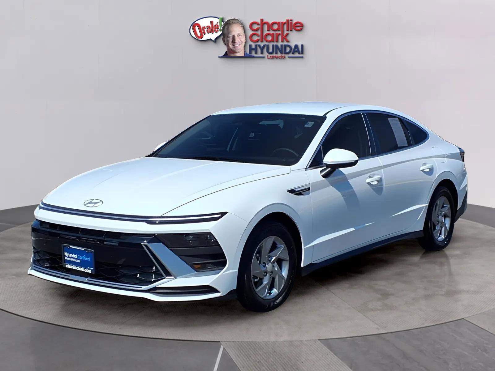 Certified 2025 Hyundai Sonata SE image 1