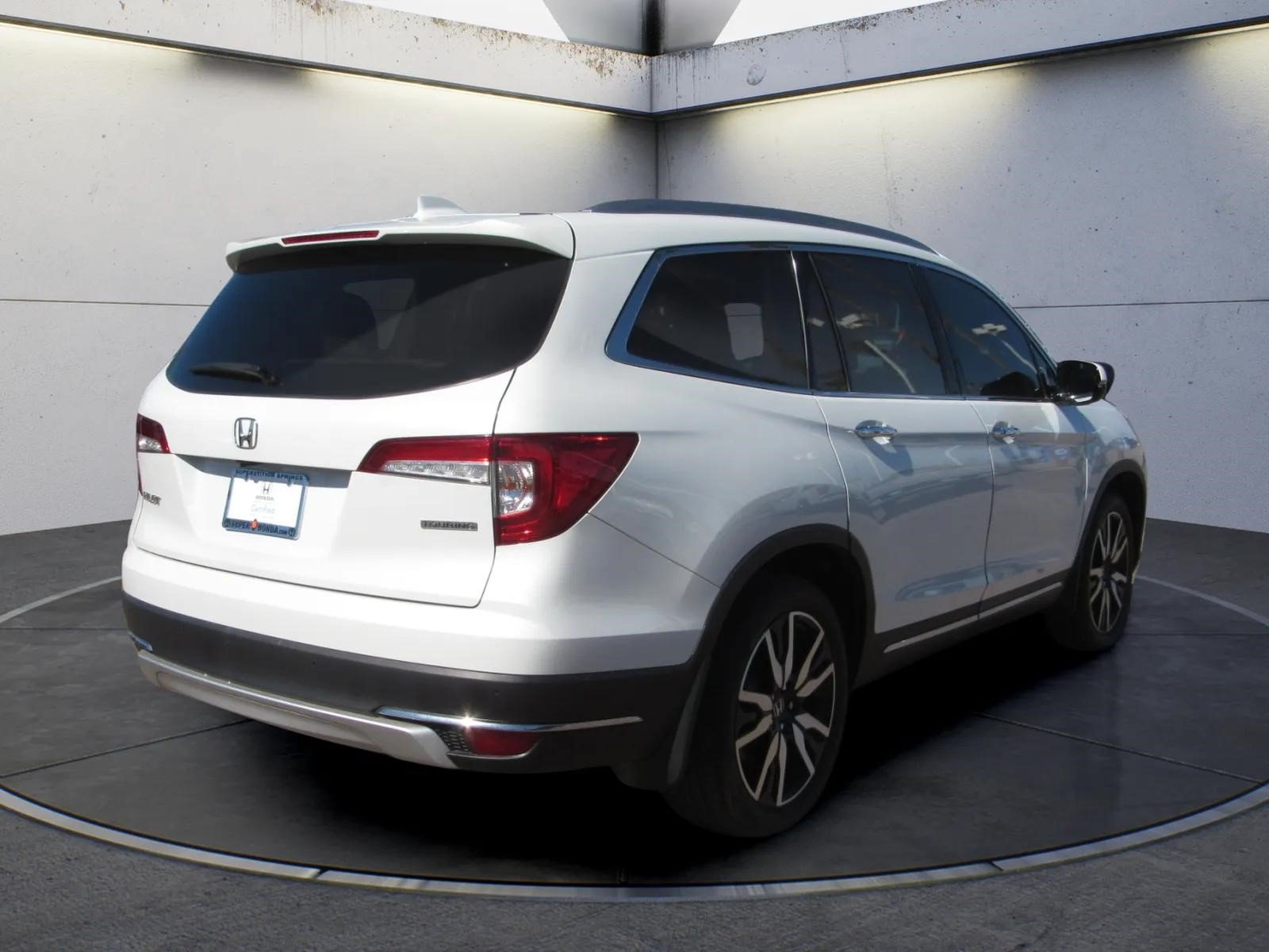 Used 2021 Honda Pilot Touring image 5