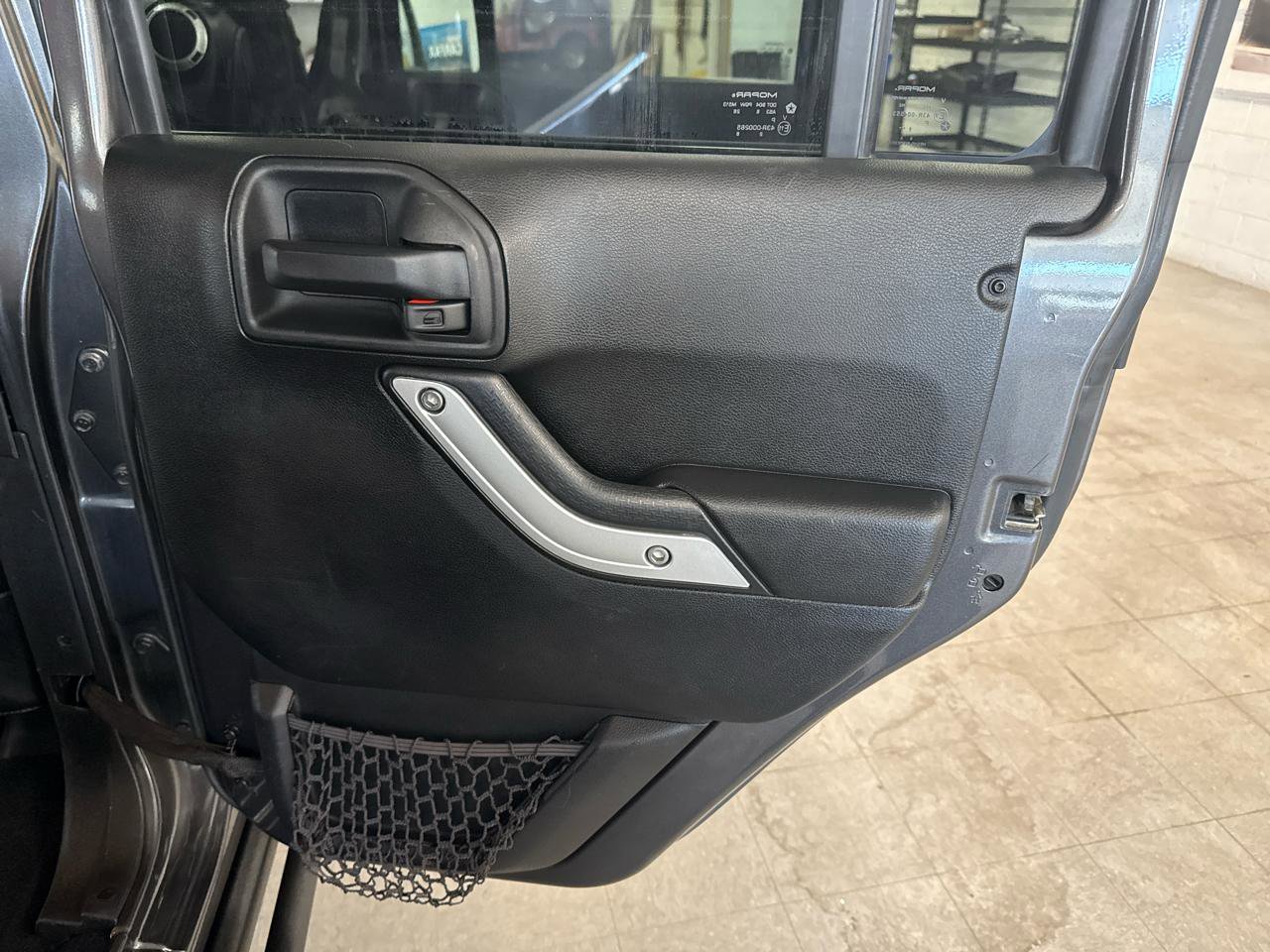 Used 2017 Jeep Wrangler Unlimited Rubicon image 44