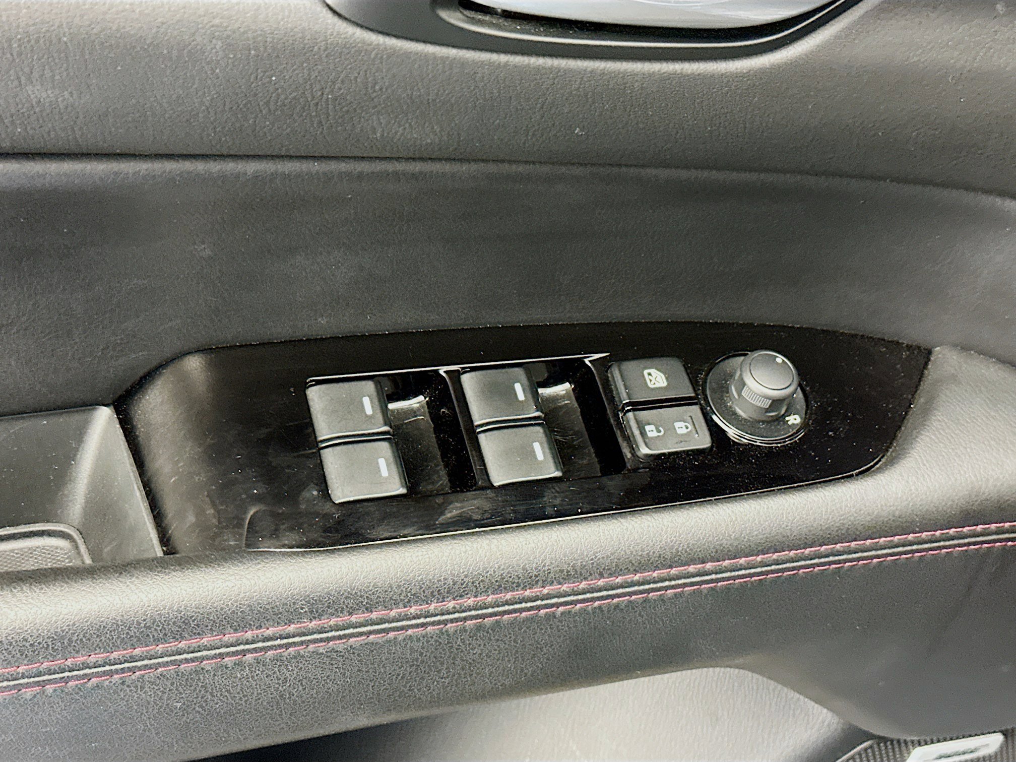 Used 2025 MAZDA CX-5 Carbon Edition image 15