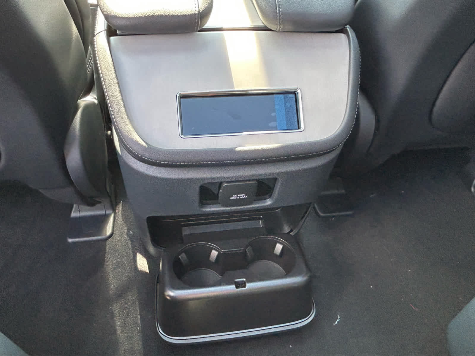 New 2027 Lincoln Navigator Reserve AWD/4WD image 18
