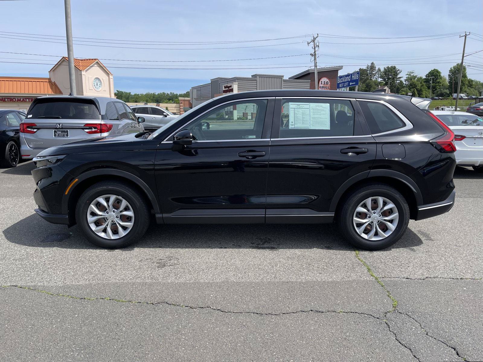 Used 2023 Honda CR-V LX image 17