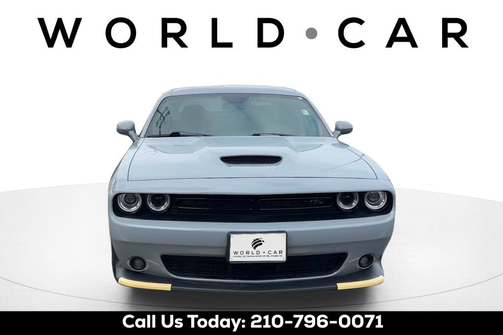Used 2022 Dodge Challenger R/T w/ Blacktop Package RWD image 8