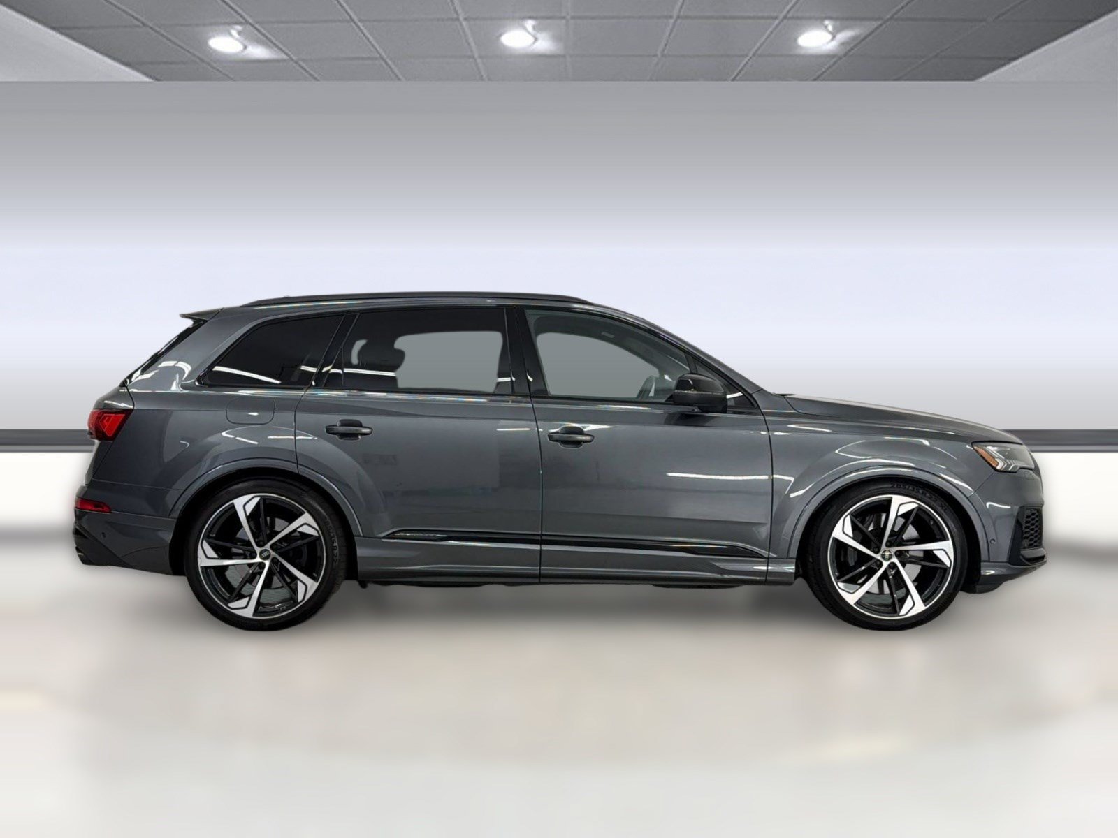 Used 2024 Audi SQ7 Prestige AWD/4WD image 8
