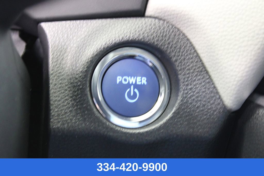 Used 2022 Toyota RAV4 XLE Premium image 10