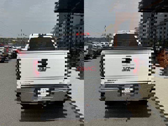 Used 2018 GMC Sierra 1500 SLT w/ SLT Premium Package image 5