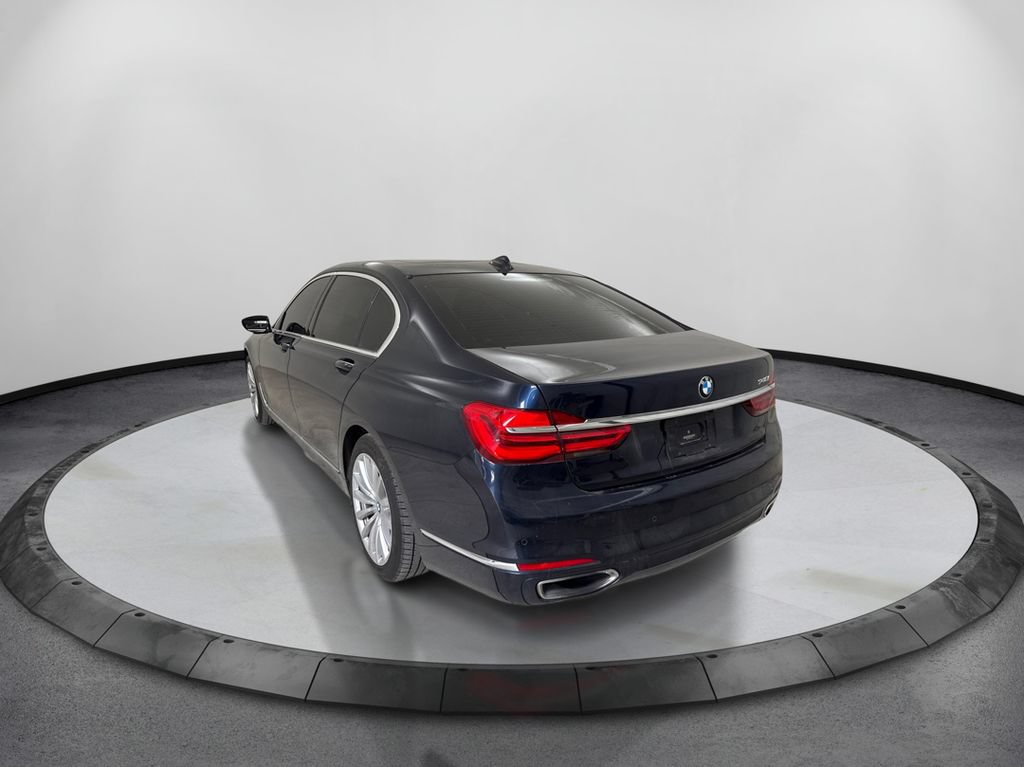 Used 2017 BMW 740i RWD image 7