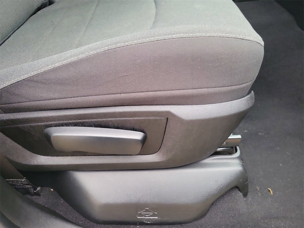 Used 2024 RAM 1500 Classic Warlock image 33